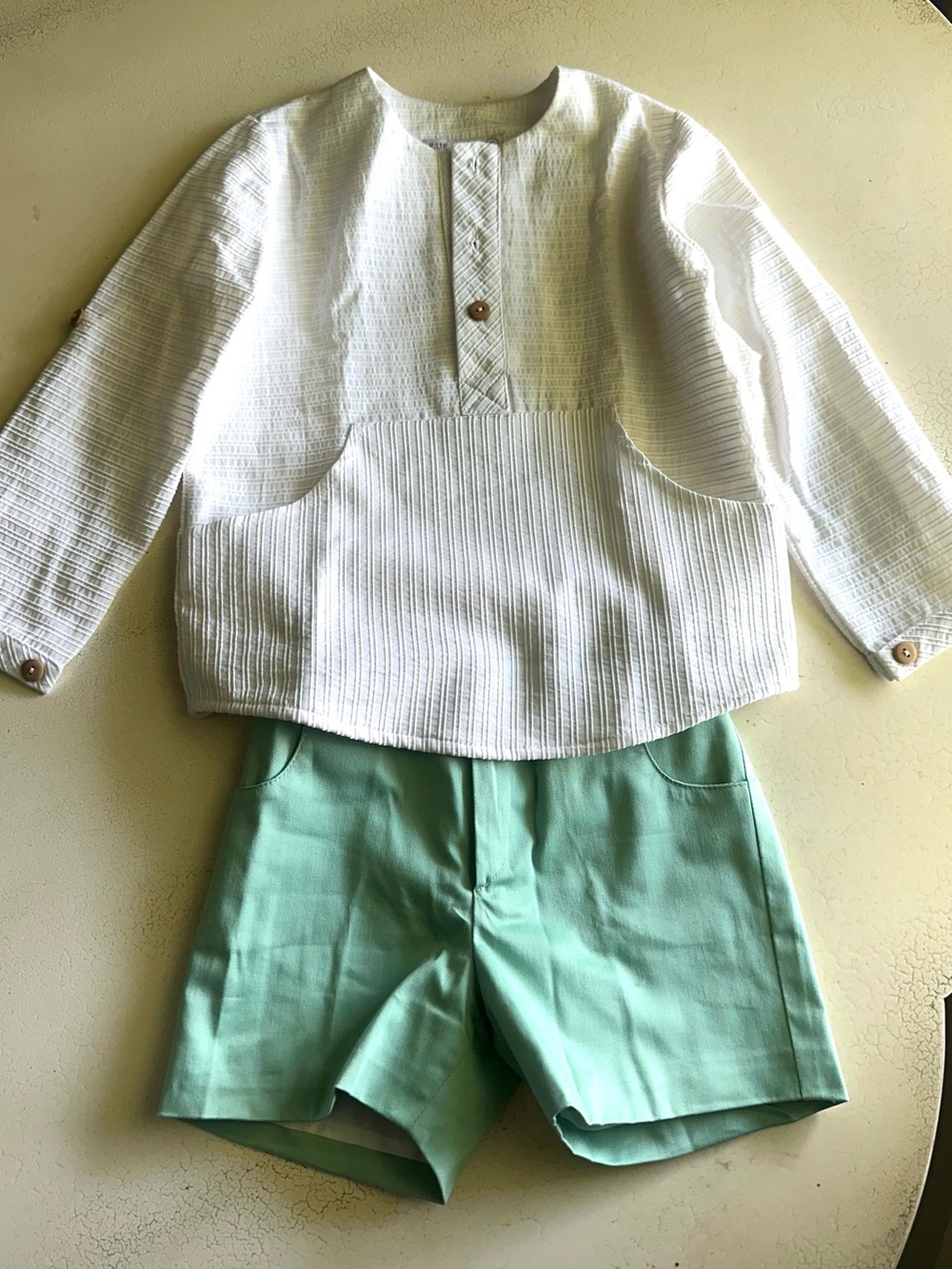 EVE Children Boys Size 5 White Textured Shirt & Mint Shorts Set